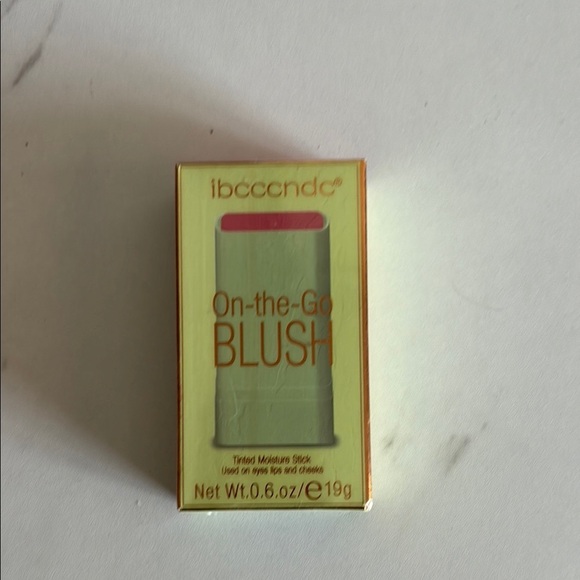 ibcccndc On-the-Go Blush Stick new in sealed box - Picture 2 of 2